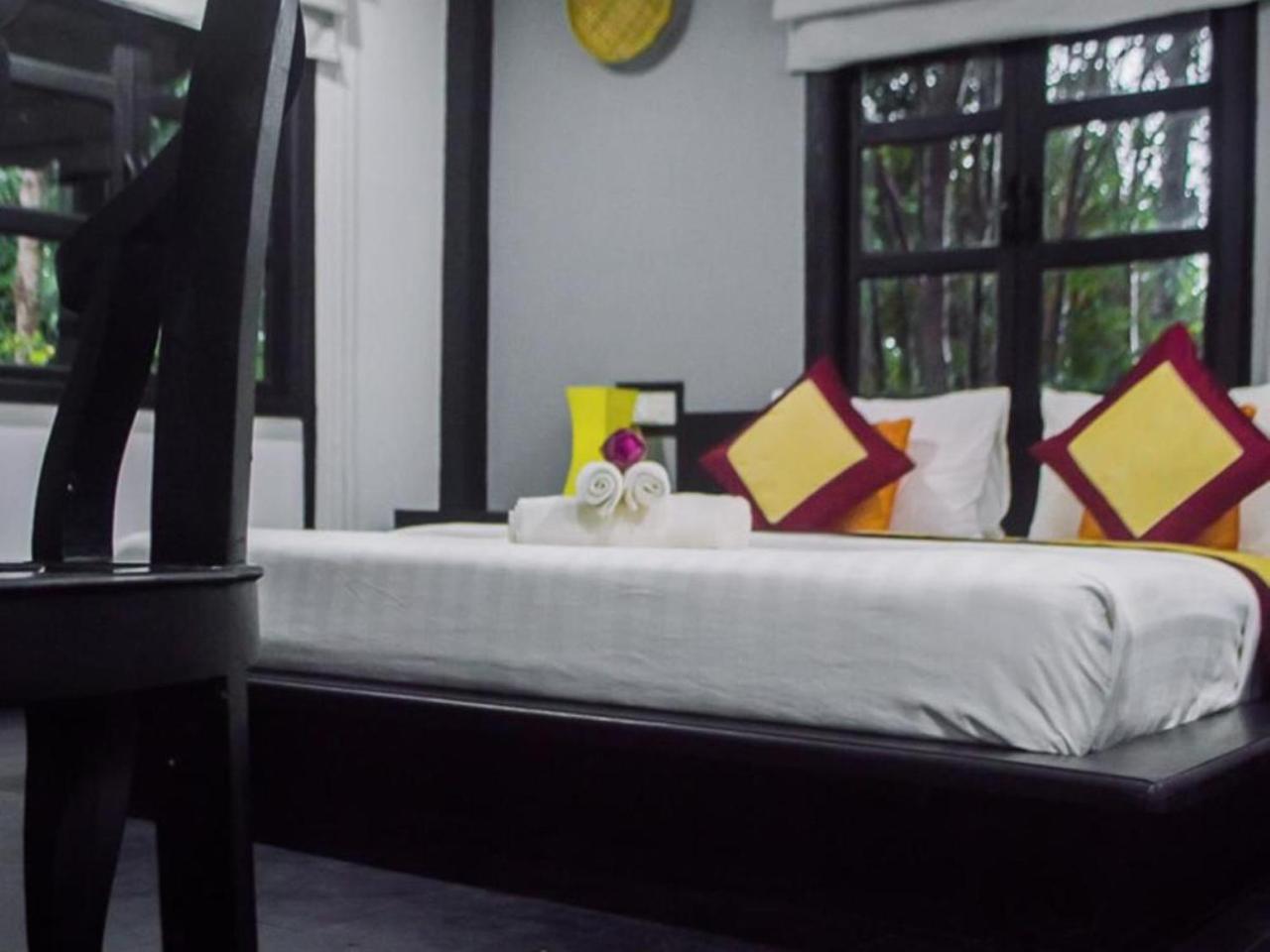 Port Hedonia Hotel Sihanoukville Exterior foto