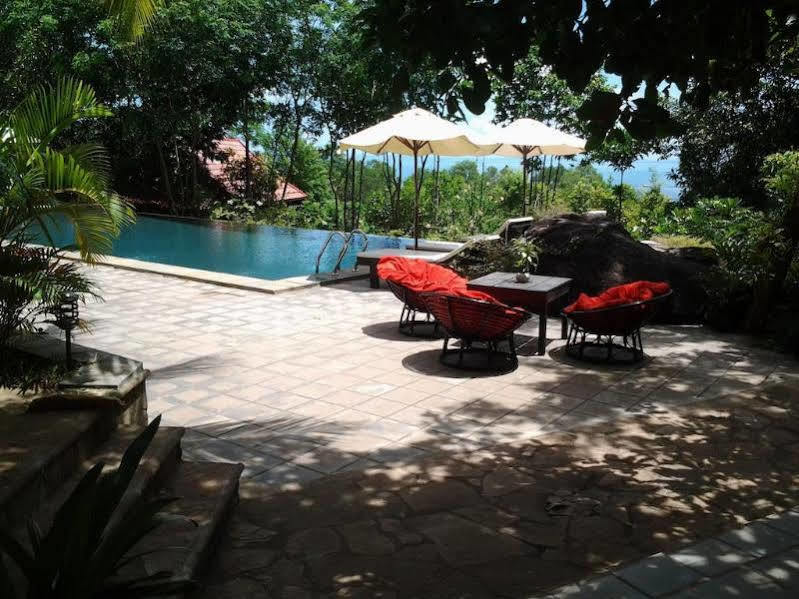 Port Hedonia Hotel Sihanoukville Exterior foto